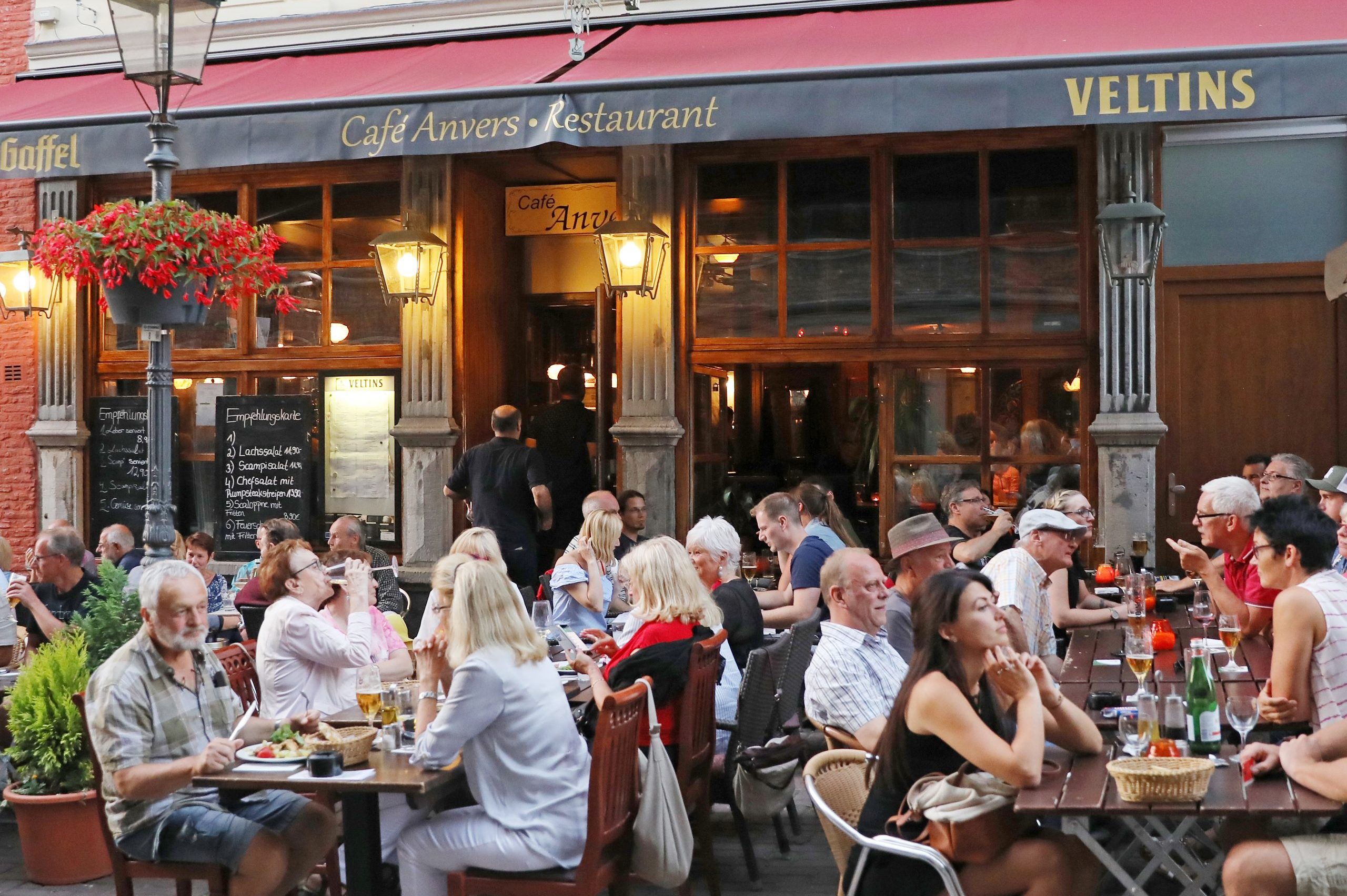 cropped-ANS-cafe-anvers-2018-0079-scaled-1.jpg